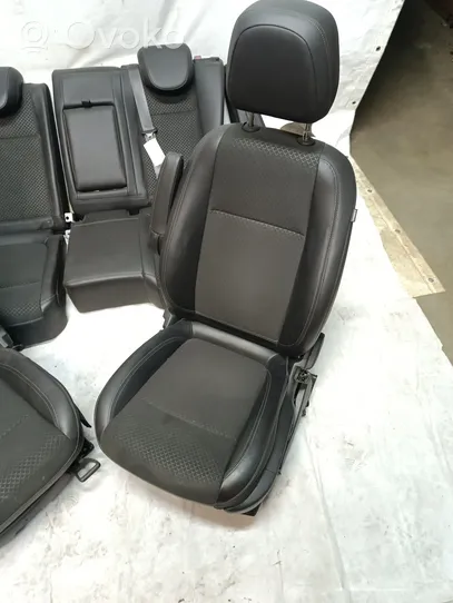 Buick Encore I Garnitures, kit cartes de siège intérieur avec porte 