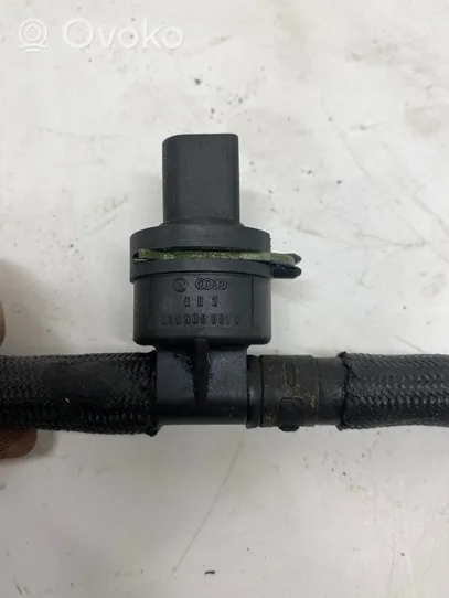 Volkswagen Sharan Fuel temperature sensor 038906081B