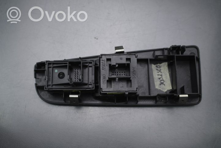 Fiat Bravo Interruttore di controllo dell’alzacristalli elettrico 735416706