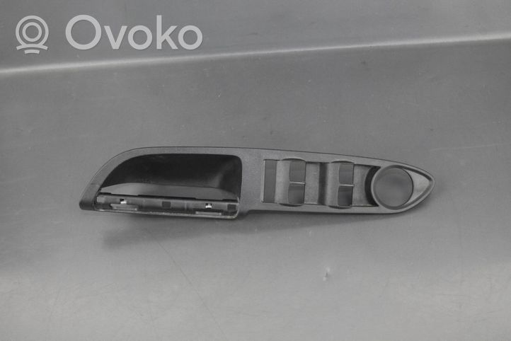 Ford Kuga II Ramka przycisków otwierania szyby drzwi przednich CJ54S26691