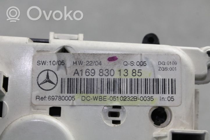 Mercedes-Benz B W245 Panel klimatyzacji 1698301385