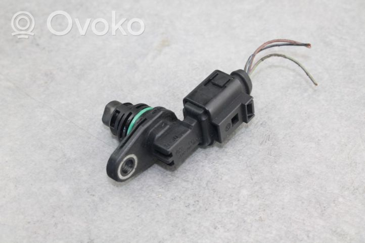 Volkswagen PASSAT CC Camshaft position sensor 030907601E