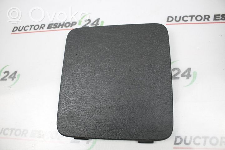 Jeep Cherokee Panel awaryjnego otwierania zamka bagażnika 1000560