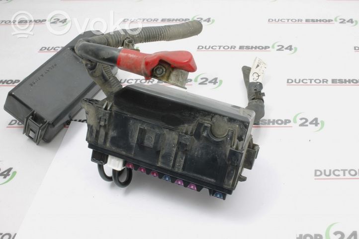 Daihatsu Sirion Module de fusibles 7154875530