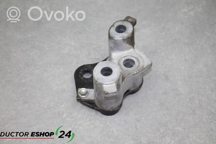 Mazda 6 Support de boîte de vitesses KD6239010