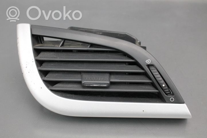 Peugeot 207 Conduit d'air (cabine) 9650088477