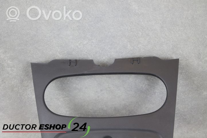 Dacia Sandero Kita panelės detalė 275003978R