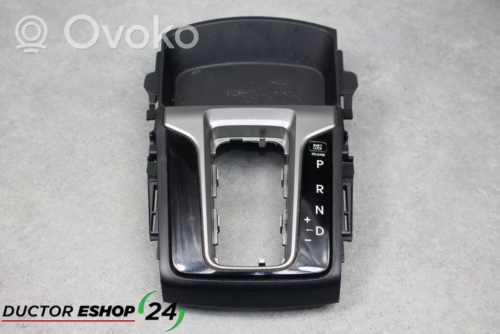 Hyundai i30 Altri elementi della console centrale (tunnel) 84651A5905