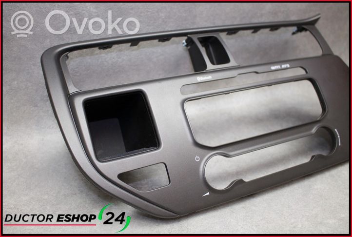 KIA Rio Kita panelės detalė 847411W900