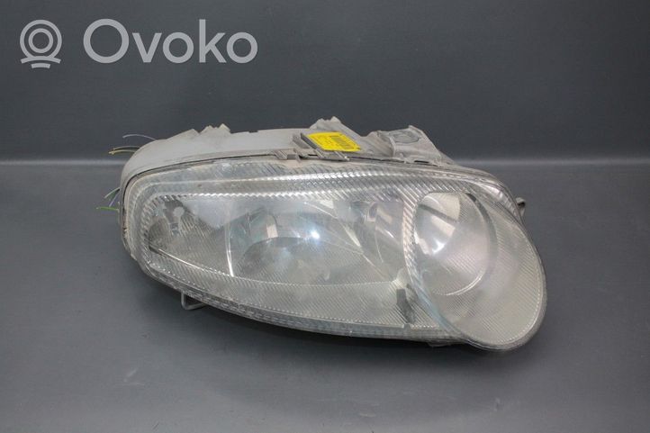 Alfa Romeo 147 Lampa przednia 465565650