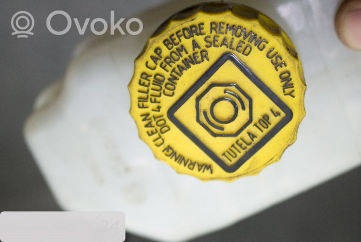 Alfa Romeo Mito Serbatoio di compensazione del liquido del freno 