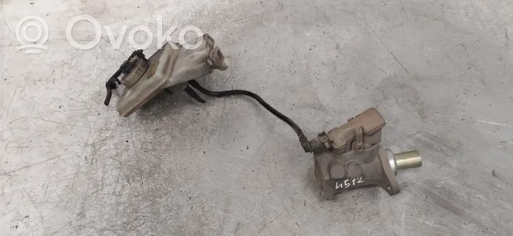 Ford Connect Главный тормозной цилиндр 2T142C217AB