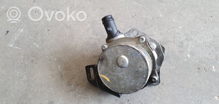 Dacia Duster Vacuum pump 