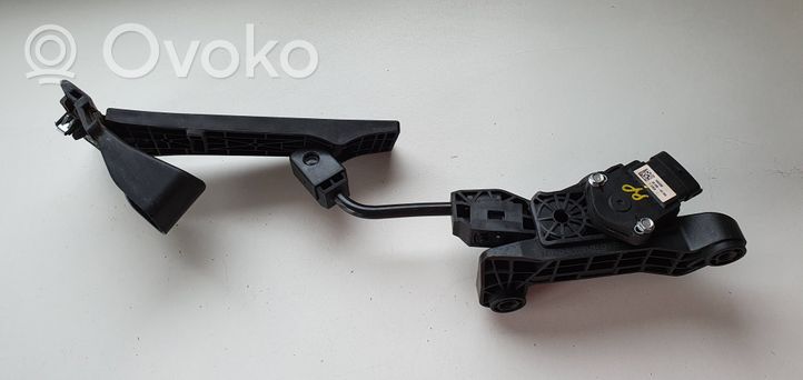 Hyundai Santa Fe Accelerator throttle pedal 