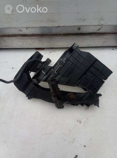 Audi S5 Headlight/headlamp mounting bracket 