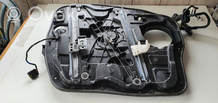 Hyundai Santa Fe Front window lifting mechanism without motor 