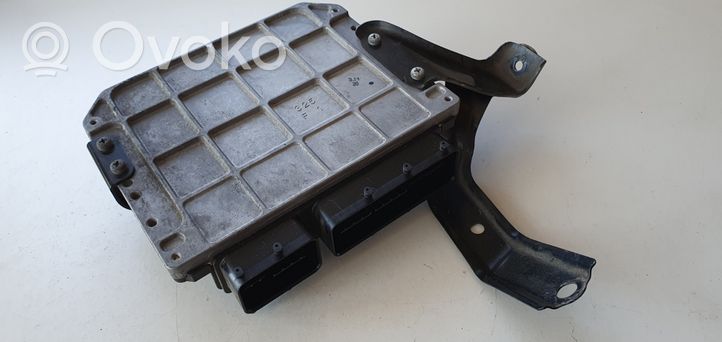 Toyota RAV 4 (XA30) Dzinēja vadības bloks 