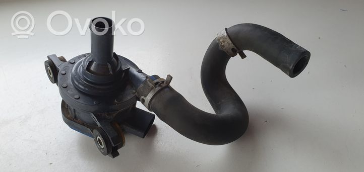 Toyota Prius (XW50) Pompe de circulation d'eau, chauffage auxiliaire Webasto 