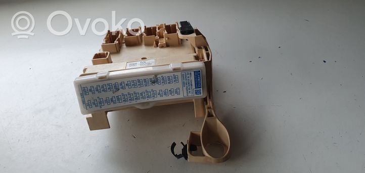 Toyota Auris E180 Module confort 