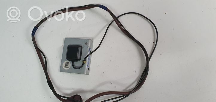 Subaru B9 Tribeca Antenne GPS 