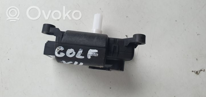 Volkswagen Golf VII A/C air flow flap actuator/motor 