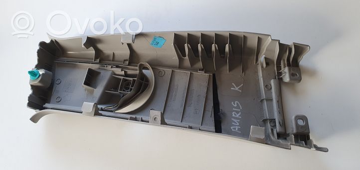 Toyota Auris E180 Garniture, adapteur de ceinture de sécurité 