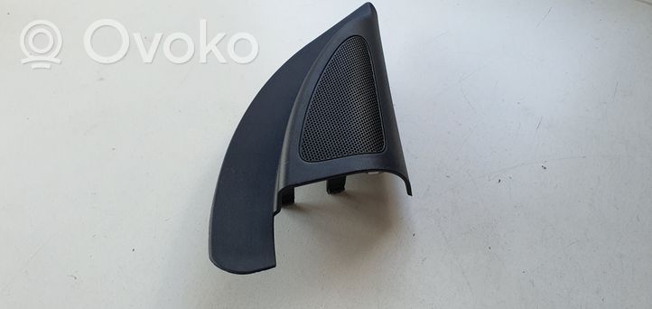 Hyundai ix35 Rivestimento modanatura del vetro della portiera anteriore 