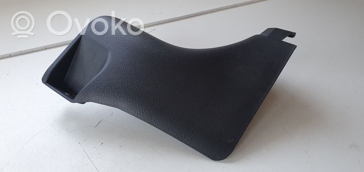 Toyota Yaris Copertura del rivestimento del sottoporta anteriore 