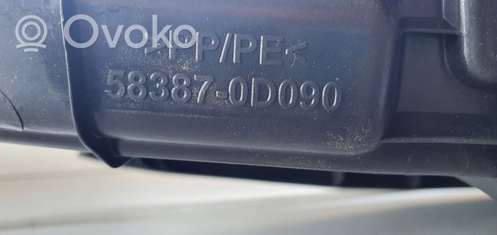 Toyota Yaris Cache serrure de hayon/coffre arrière 