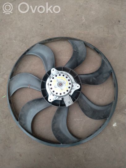 M164725 Nissan X-Trail T32 Fan impeller, 90.00 € | RRR 