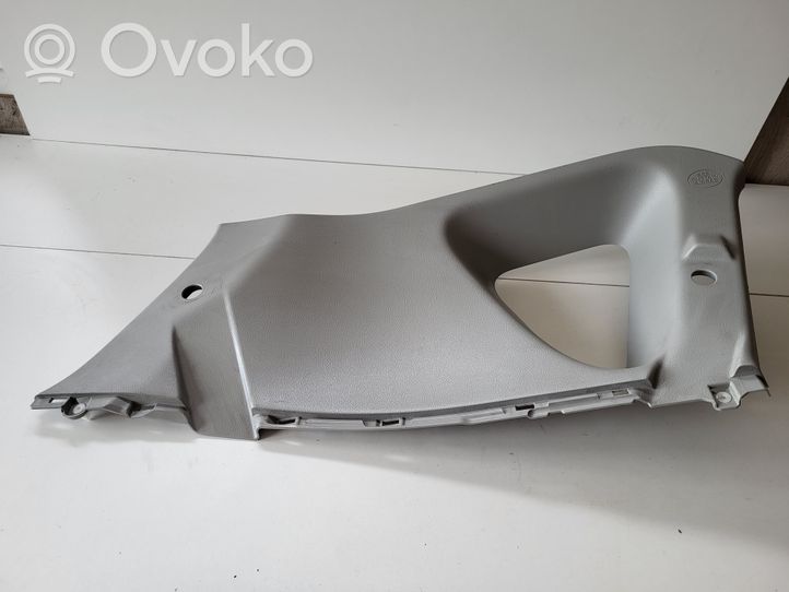 Toyota Verso Takaluukun/tavaratilan sivuverhoilu 