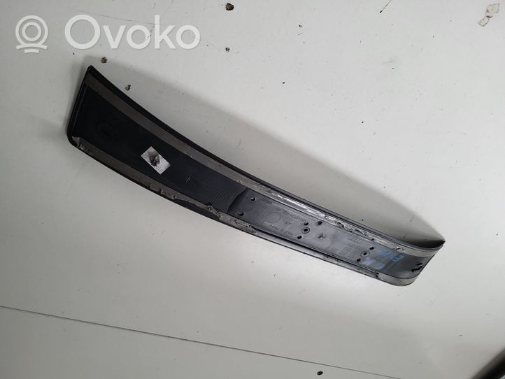 Seat Exeo (3R) Takaoven kynnyksen suojalista 