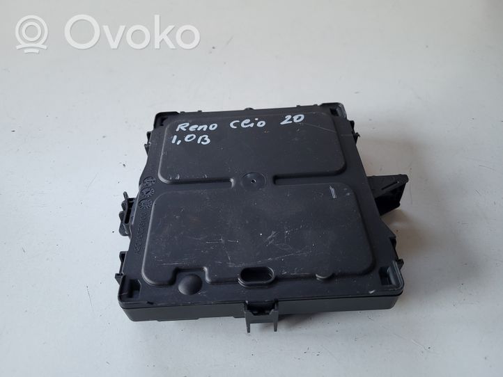 Renault Clio V Module confort 