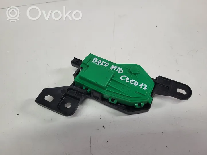 KIA Ceed Serratura del tappo del serbatoio del carburante 