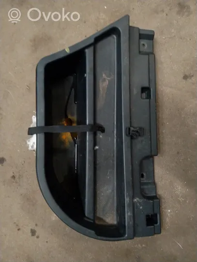 Mazda 6 Vano portaoggetti nel bagagliaio 