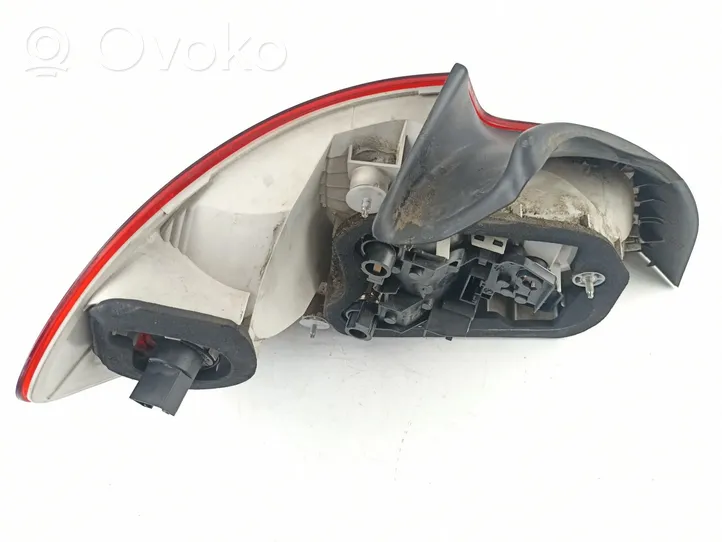 BMW 1 E81 E87 Lampa tylna 7285642