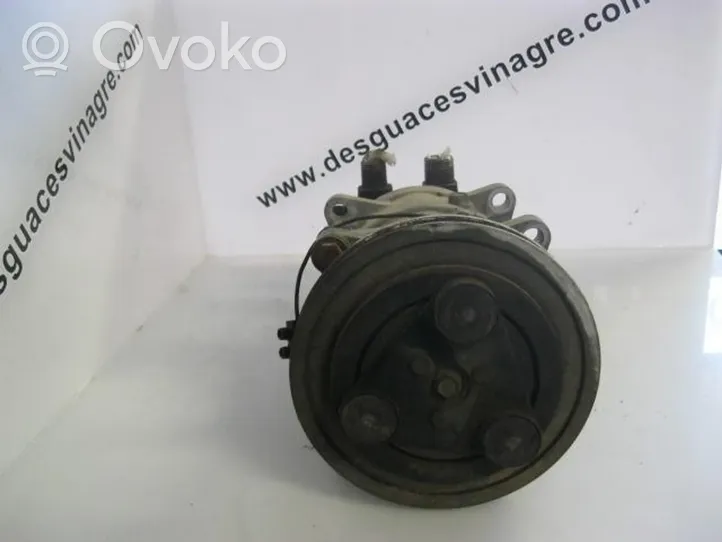 Volkswagen Taro Compressore aria condizionata (A/C) (pompa) 763D027590