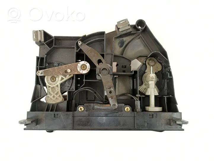 Toyota Carina T190 Ilmastoinnin ohjainlaite/moduuli 5591005021