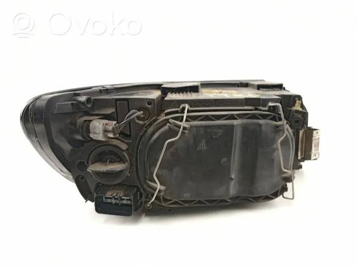 Volvo S40 Lampa przednia 30698636