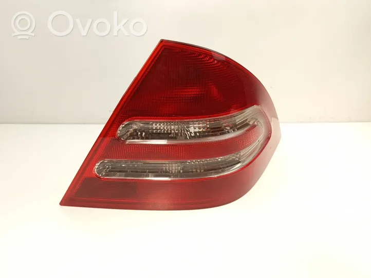 Mercedes-Benz CLK AMG A208 C208 Lampa tylna A2038200264