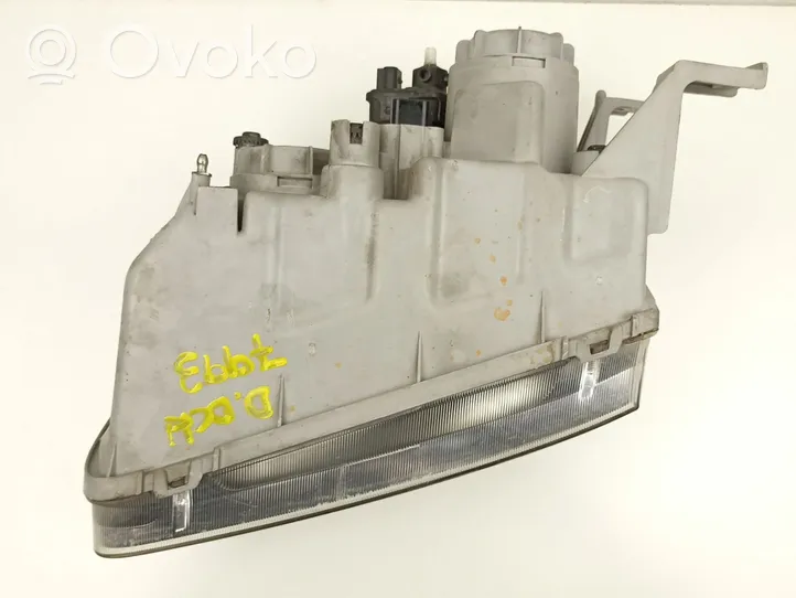 Hyundai Trajet Phare frontale 921043A020