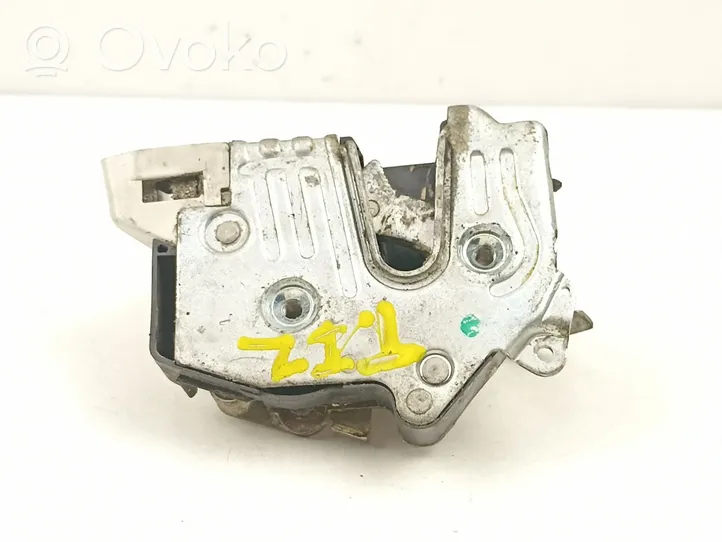 Mercedes-Benz E W124 Etuoven lukko A1247300535