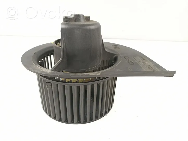 Seat Ibiza I (021A) Ventola riscaldamento/ventilatore abitacolo 132309T