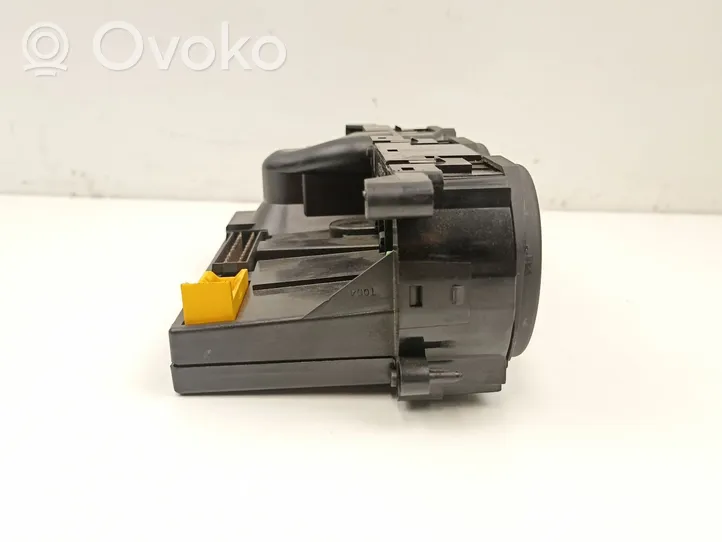 Opel Vectra B Moduł / Sterownik klimatyzacji 90586246