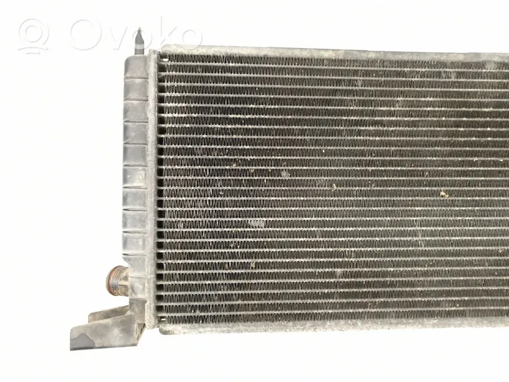 Ford Escort Radiateur de refroidissement 89AB8005FA