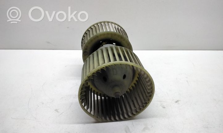 BMW 5 E34 Ventola riscaldamento/ventilatore abitacolo 0130111135