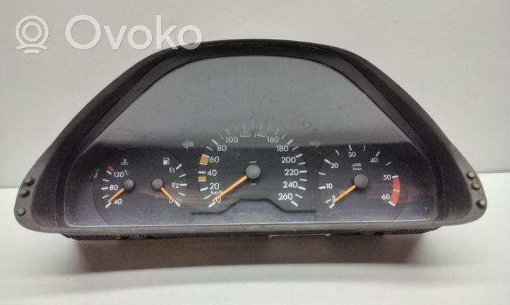 Mercedes-Benz E W210 Compteur de vitesse tableau de bord 2105403348