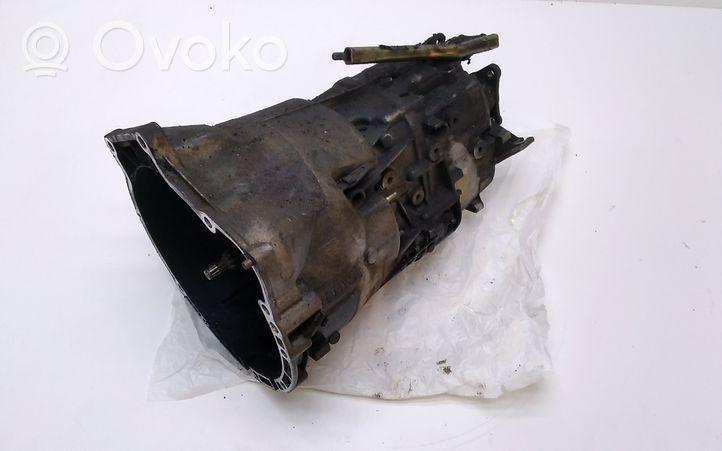 BMW 3 E46 Mechaninė 5 pavarų dėžė 2102226