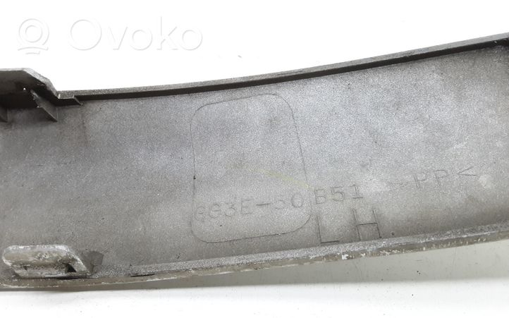 Mazda 626 Modanatura separatore del paraurti anteriore GG3E50B51