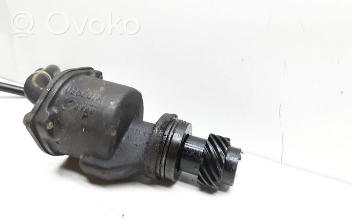 Audi A4 S4 B5 8D Pompa a vuoto 028207A